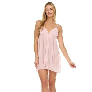 Flora Nikrooz Blush Lace Chemise